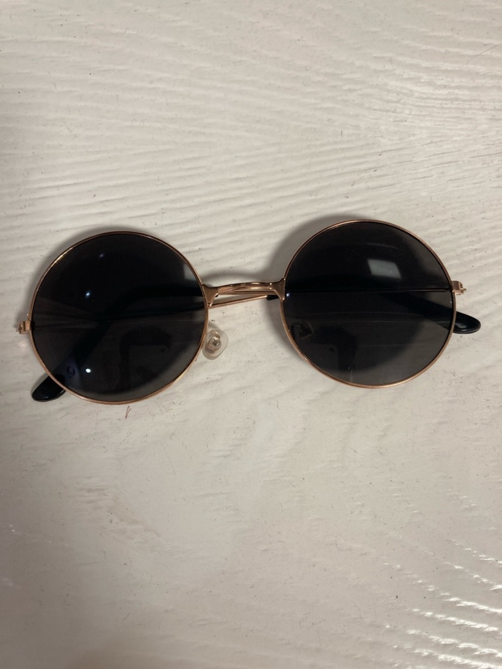 Round Metal Frame Sunglasses in Gold with Black Lenses